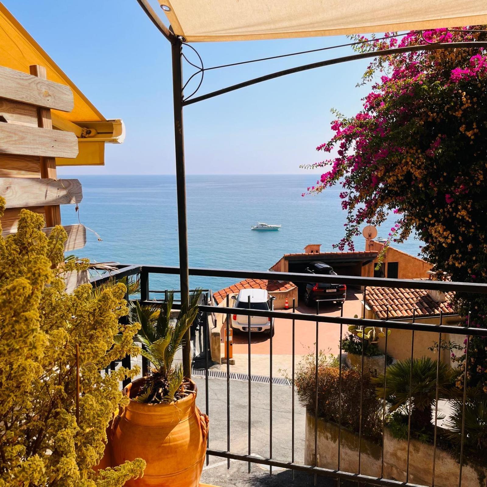 Lo Scoglio Apartment 바리고티 외부 사진
